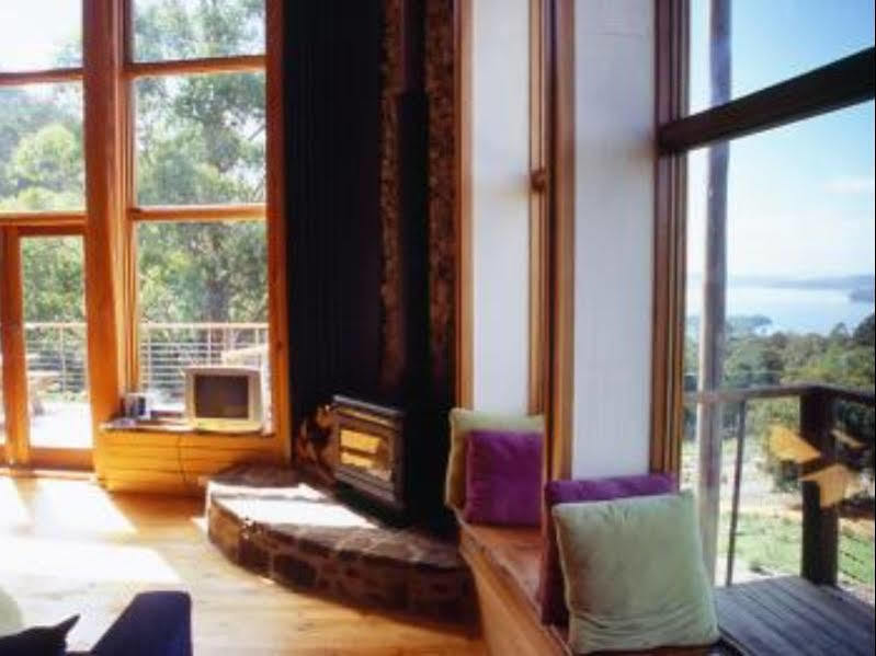 Peppermint Ridge Retreat Hotel Woodbridge ภายนอก รูปภาพ